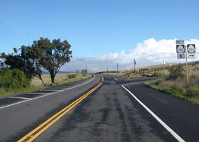 Junction of route 190 northbound with Ala Mauna Saddle Road