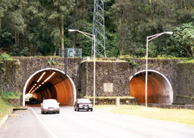 West portal, Pali Tunnels